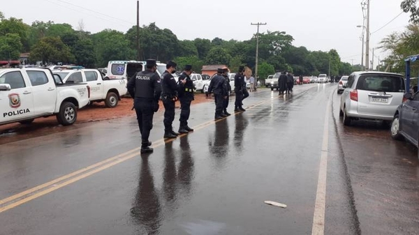 HOY / Desalojan 90 familias en Ypané: Dos personas cuentan con orden de detención