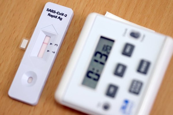 EEUU aprobó un test rápido de coronavirus que se puede realizar desde casa - ADN Paraguayo