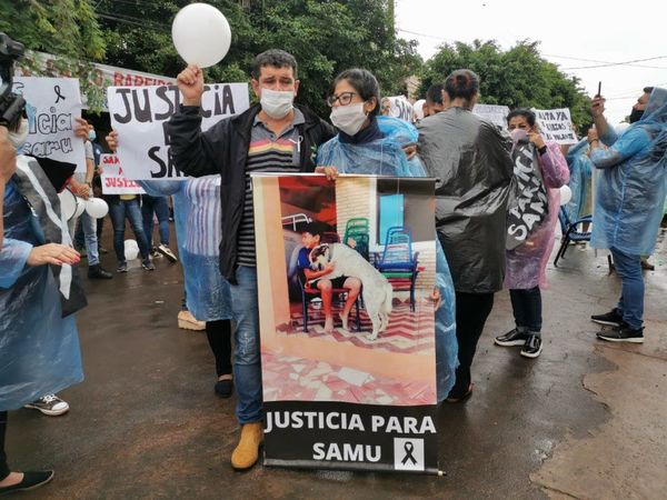 Familiares de nene atropellado se manifiestan para exigir cambio de carátula