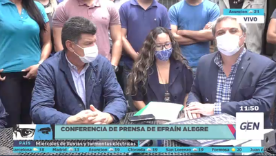 Efraín huye de Papu Ríos y se refugia en su casa para la conferencia de prensa - ADN Paraguayo