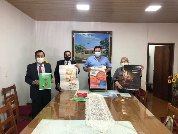 INTENDENTE DE FRAM RECIBIÓ A REPRESENTANTES DEL MINISTERIO DE LA NIÑEZ Y ADOLESCENCIA.