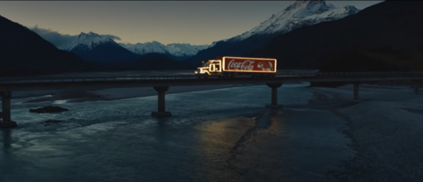 HOY / Coca-Cola presenta su icónica campaña navideña