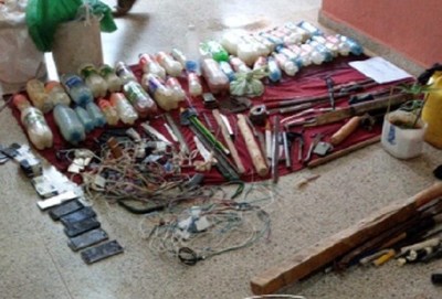 Incautan armas blancas, celulares y hasta router WiFi de pabellones del PCC en Encarnación - ADN Paraguayo