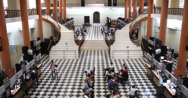 La Nación / Ingresos tributarios fue US$ 469 millones menos a lo estimado a inicios de año
