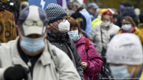 Al final, en Dinamarca dicen que tapabocas “ofrecen protección limitada contra coronavirus”