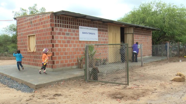 Mujeres de Santa Teresita cuentan con nuevo local de artesanía