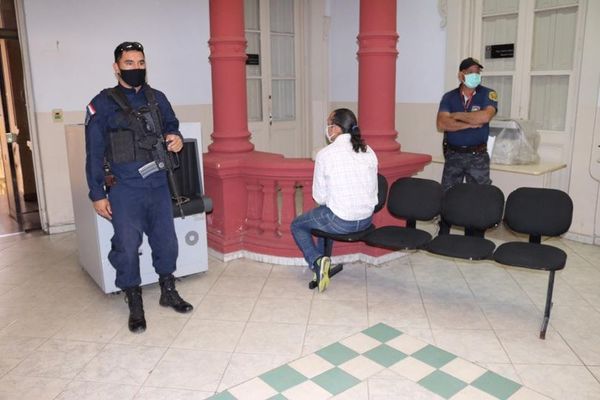 Amplían imputación por desacato contra pareja de la madre de la niña desaparecida » Ñanduti