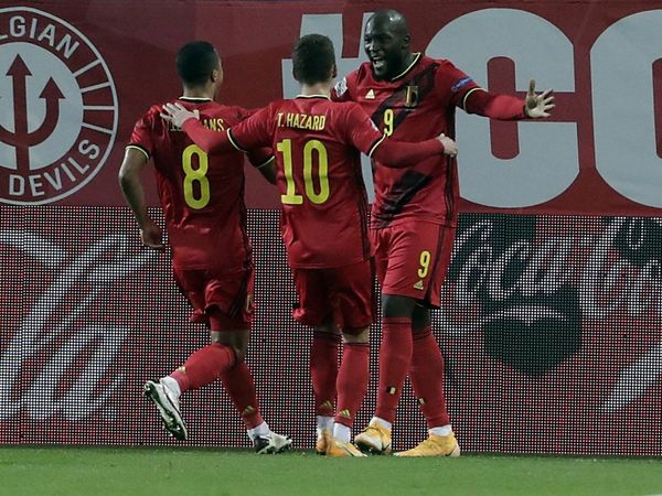 Bélgica e Italia completan la fase final