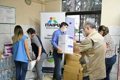 Entregan suministros al gobierno departamental para combatir el dengue