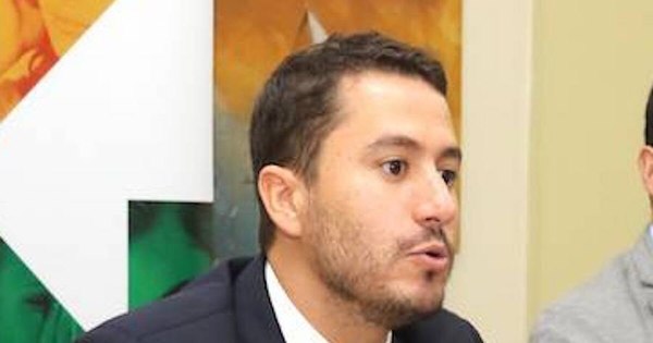 La Nación / Mitic dice que falta 30% para terminar fibra óptica