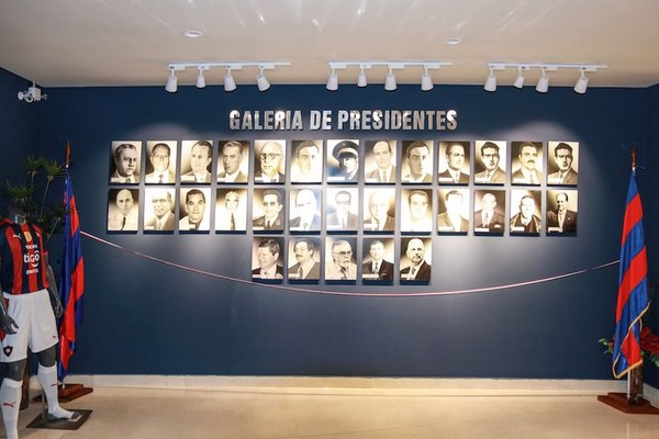 Crónica / El Ciclón creó galería para recordar capos