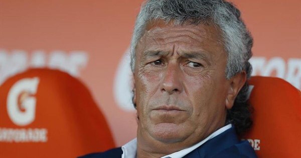 La Nación /  Néstor Gorosito arma su equipo ideal