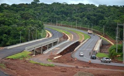 Interceptan y roban más de G. 2 millones a una conductora sobre la avenida Perú