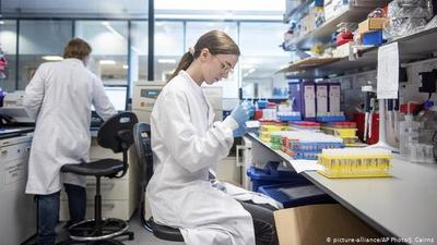 Vacuna anti-Covid de Oxford y AstraZeneca genera fuerte respuesta inmune en adultos mayores | .::Agencia IP::.