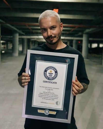 J Balvin hace historia y recibe un Guinness World Récord - Megacadena — Últimas Noticias de Paraguay