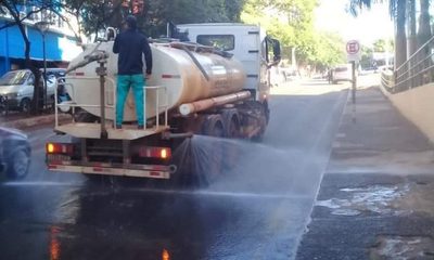 Desinfectan espacios públicos en CDE