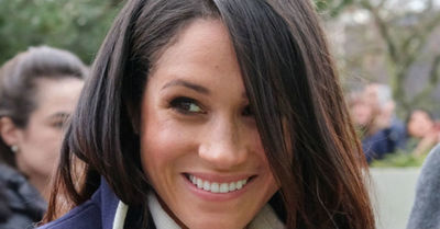 Meghan Markle reconoce que 'filtró' información a los autores de su biografía - C9N