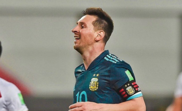 HOY / Manchester City ofrecerá 59 millones de dólares por Messi