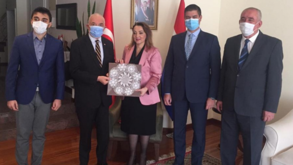 Embajador paraguayo en Turquía mantuvo reunión de trabajo con empresarios turcos