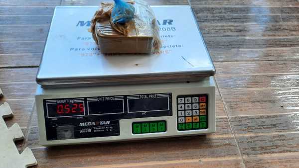 Incautan varias dosis de crack tras allanamiento en simultáneo en Fernando de la Mora » Ñanduti