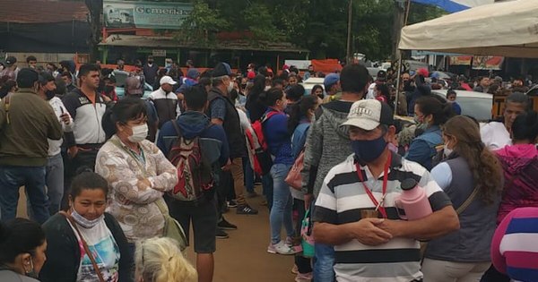 La Nación / La lucha de los comerciantes fronterizos de Encarnación por sobrevivir a la pandemia