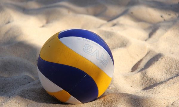 Vóley de playa arranca este viernes con récord de participantes