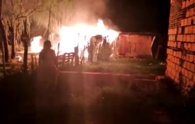 Hombre habría prendido fuego a su casa, tras discutir con su pareja