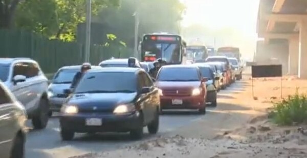Intersección de Primer Presidente y Sacramento, bloqueada por 48 horas debido a obras - Nacionales - ABC Color