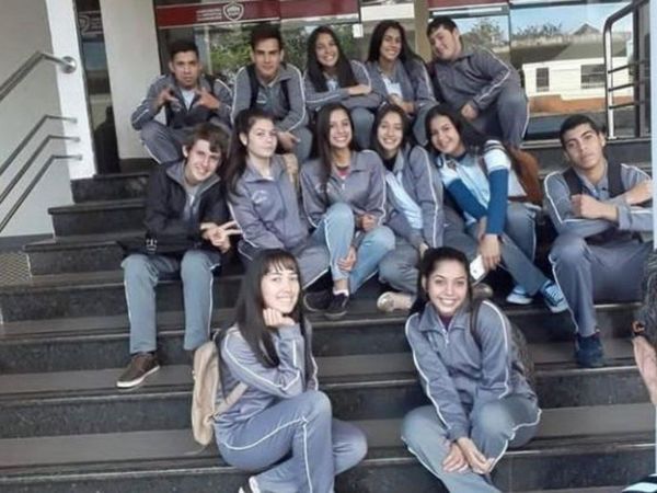 Donaron el fondo del curso a un compañero que se operó del corazón