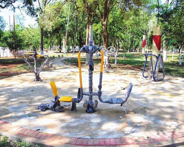 Hernandarias: remodelación en plaza con millonaria inversión - ABC en el Este - ABC Color