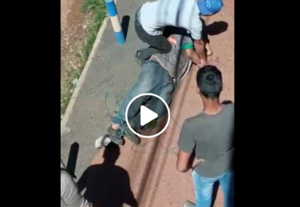 HOY / VIDEO - Brutal ataque a hombre en Luque por un soldador