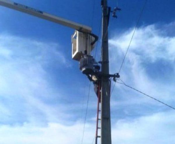 Comunidades indígenas del departamento de Caaguazú, cuentan desde hoy con el suministro de energía eléctrica