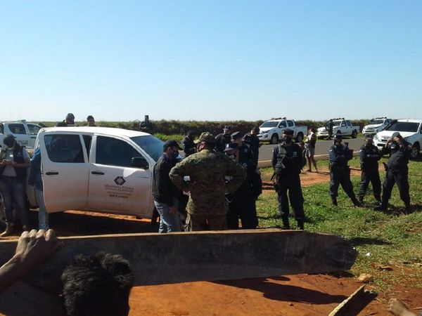 Nativos impidieron procedimiento fiscal en tierras en litigio