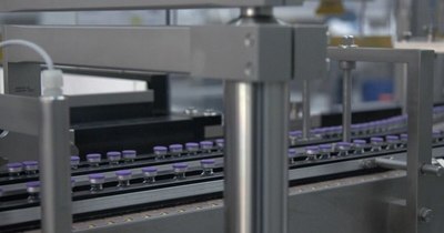 La Nación / EEUU: vacuna de Pfizer/BioNTech podría autorizarse en diciembre