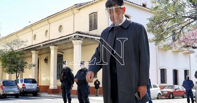 La Nación / Político de la semana: Efraín Alegre, escudado en su cargo, ningunea a los dirigentes