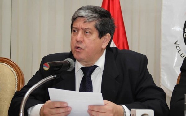 Ljubetic renunció al TSJE por problemas con Wapenka - ADN Paraguayo