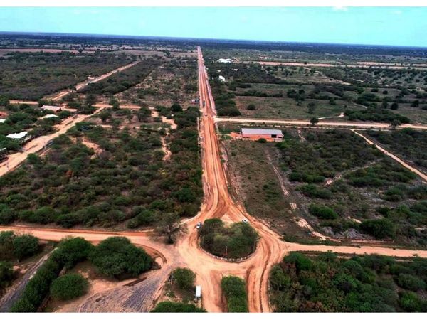 Inicia pavimentación asfáltica entre Loma Plata y Filadelfia