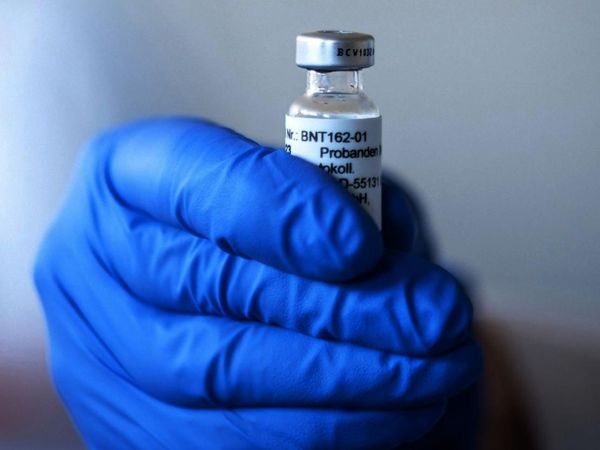 Pfizer solicita aprobación urgente de su vacuna contra el coronavirus
