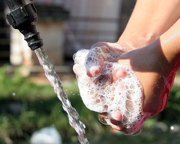 “Teatro nde tapepe” llega a comunidades para inspirar buenas prácticas en el uso del agua