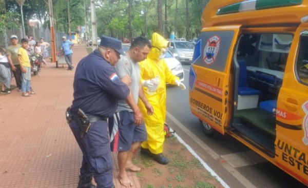 Habría sufrido epilepsia, chocó por el cordón y golpe la cabeza
