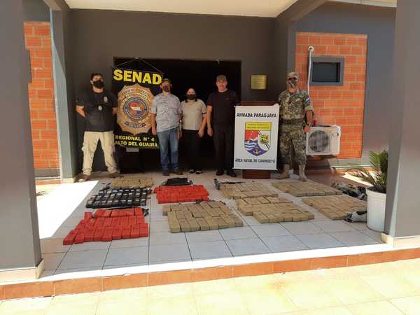 Narcos no dan tregua y pierden 140 kilos de marihuana