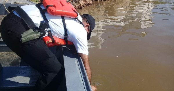 La Nación / Intervienen frigorífico tras fuga de efluente líquido al cauce del río Paraguay, fue un accidente, aseguran