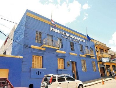 PLRA: “Todos los planteamientos son ilegales e inconstitucionales”, dicen sobre convención extra para desdoblamiento de internas y prórroga de mandato - No tiene nombre - ABC Color