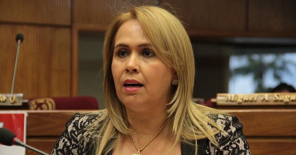 La Nación / Fonseca, con aspiraciones a la Intendencia de Luque, critica falta de diálogo en el PLRA