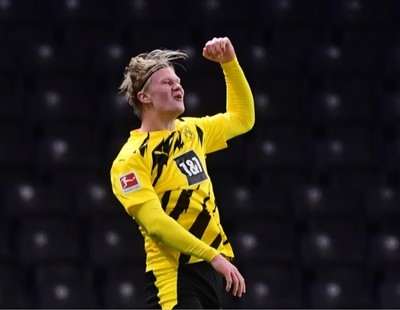 Haaland comanda goleada del Dortmund