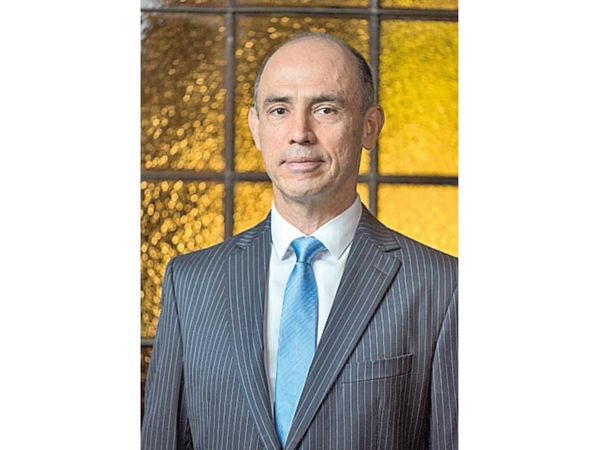 La creación de 4 ministerios se tragó recaudación del IRP
