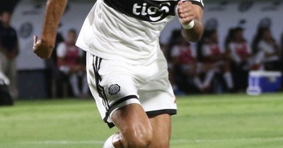 La Nación / Con nuevo técnico