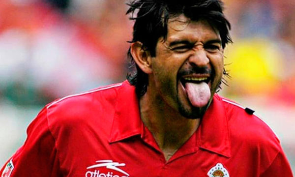 ¿Qué hacen con los millones que ganaron con el fútbol?: El Pepe Cardozo “le mete” al vino (Video)