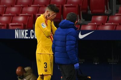 Nuevo golpe al Barcelona tras confirmación de lesión de Piqué - Fútbol - ABC Color