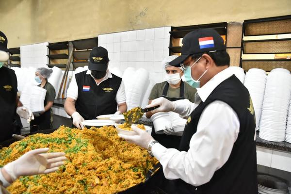Paraguay solidario superó los 331.000 platos entregados en los últimos siete meses - El Trueno